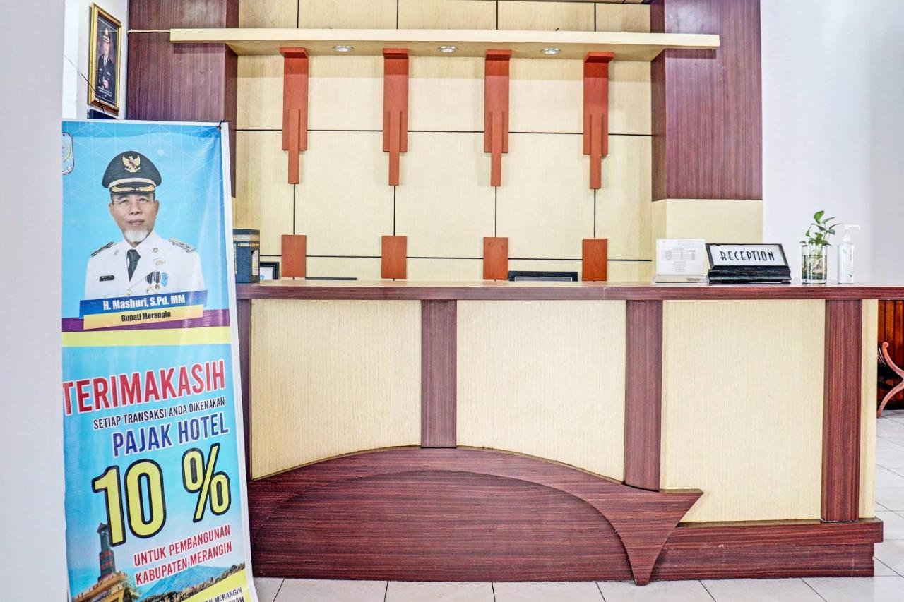 Oyo 90483 Homestay Permata Syariah Bangko エクステリア 写真